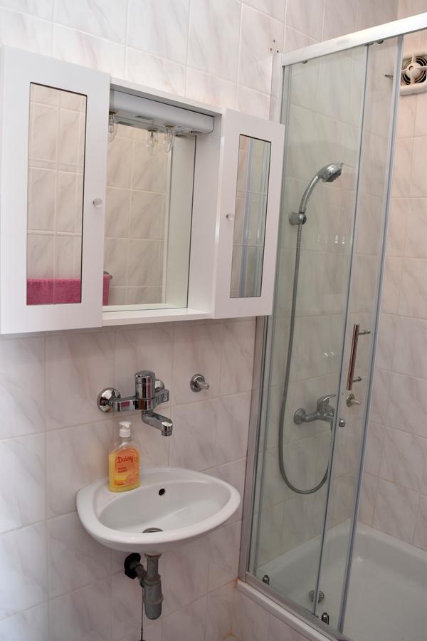 Apartments Oresic Вир Экстерьер фото
