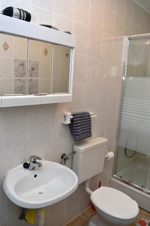 Apartments Oresic Вир Экстерьер фото